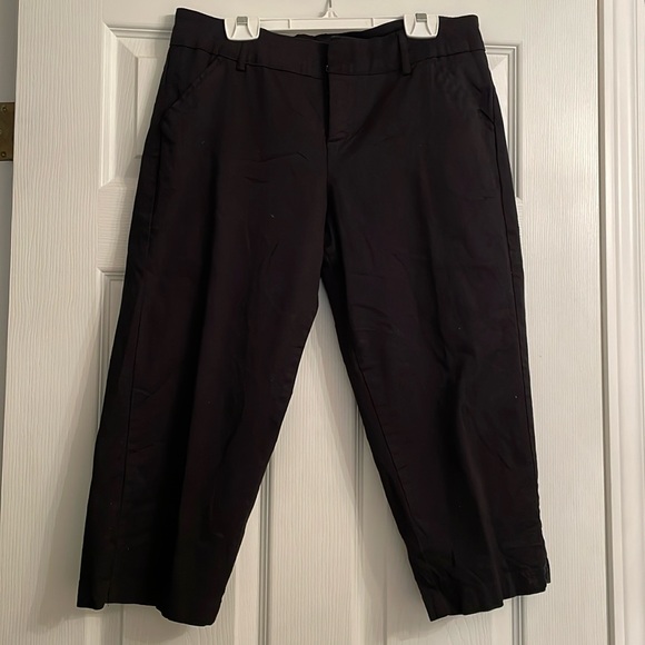 Lee black capris - Picture 2 of 7
